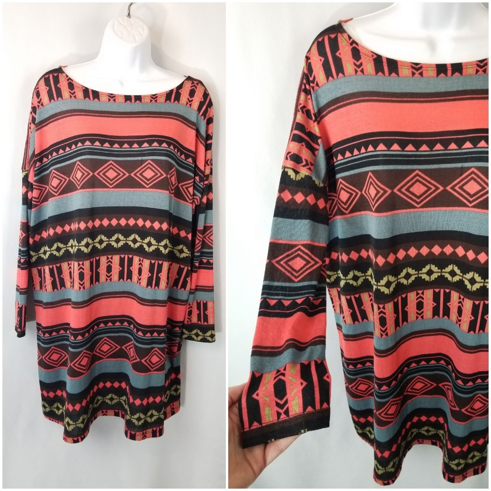 ❤ 3/$25 Cherish Medium - Large Top